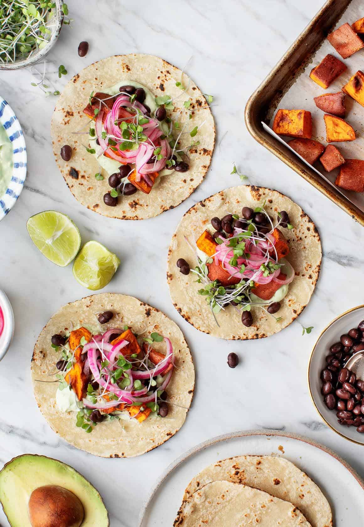 Avocado sweet potato tacos - easy dinner ideas