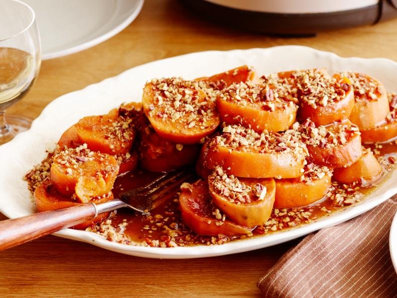 Slow-Cooker Spiced Sweet Potatoes with Pecans