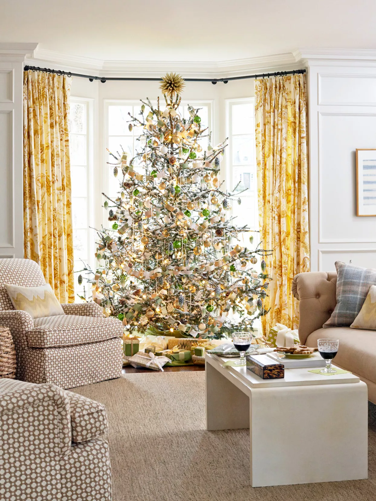 gold christmas tree