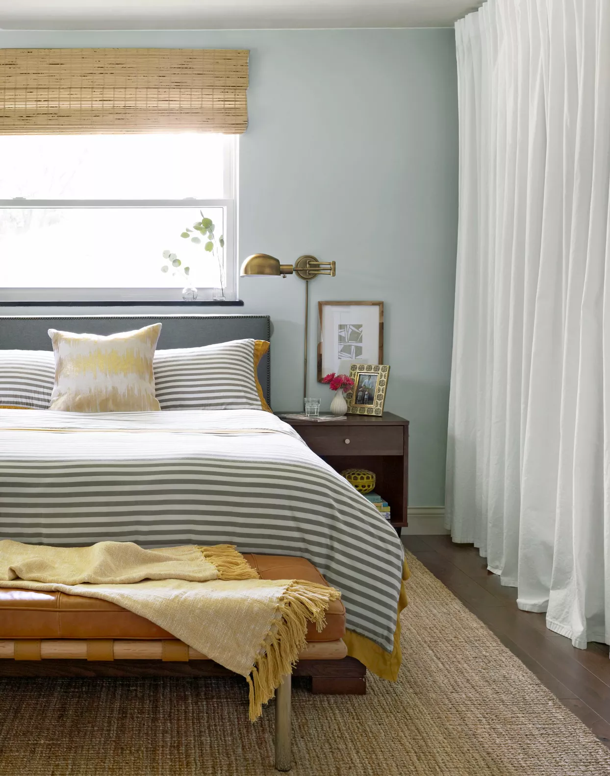 bedroom with bench